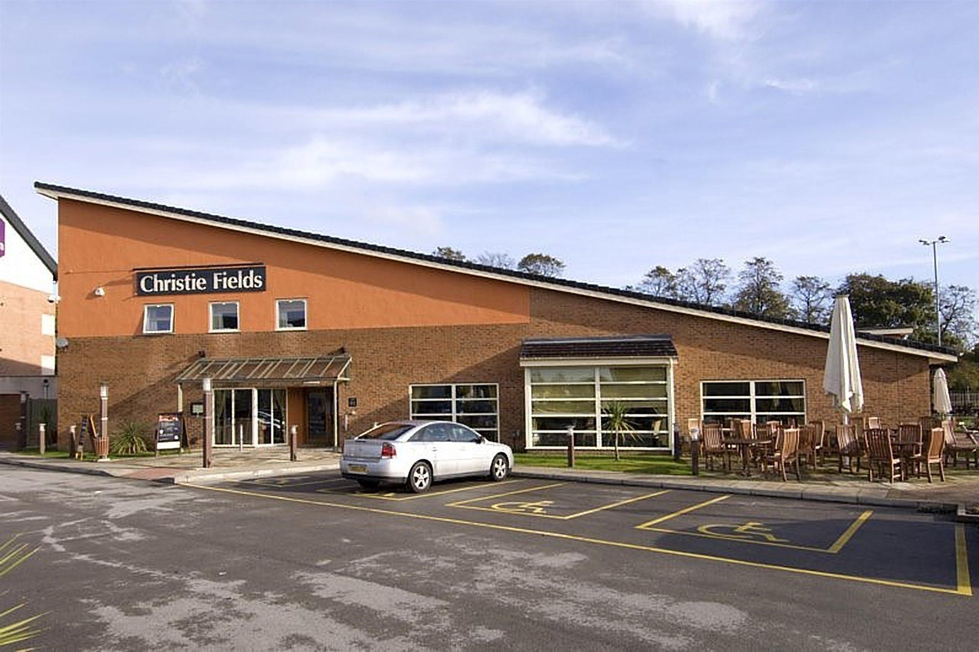 Premier Inn Manchester West Didsbury Esterno foto